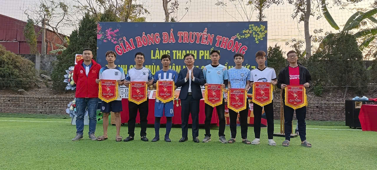 khai mạc giải bóng đá tranh cup mùa xuân lần thứ 7